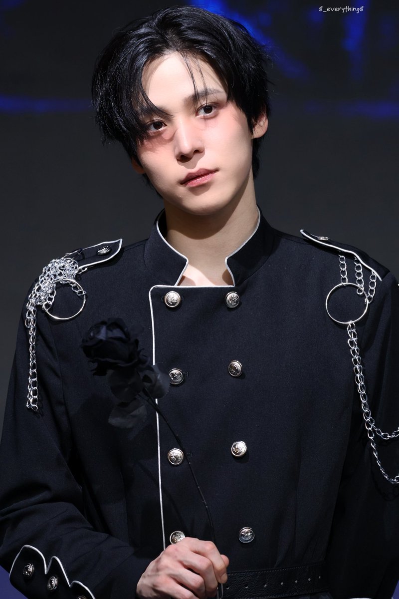20260207 프롬

🌹

#윤호 #에이티즈
#YUNHO #ATEEZ