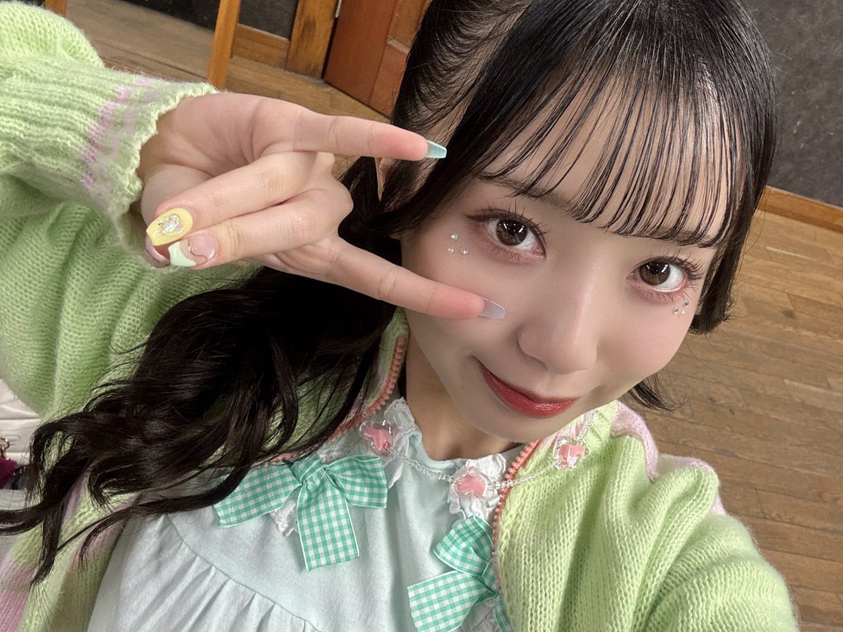 ナルハワールド(山田なる) (@NARU_KiSS) / Posts / X