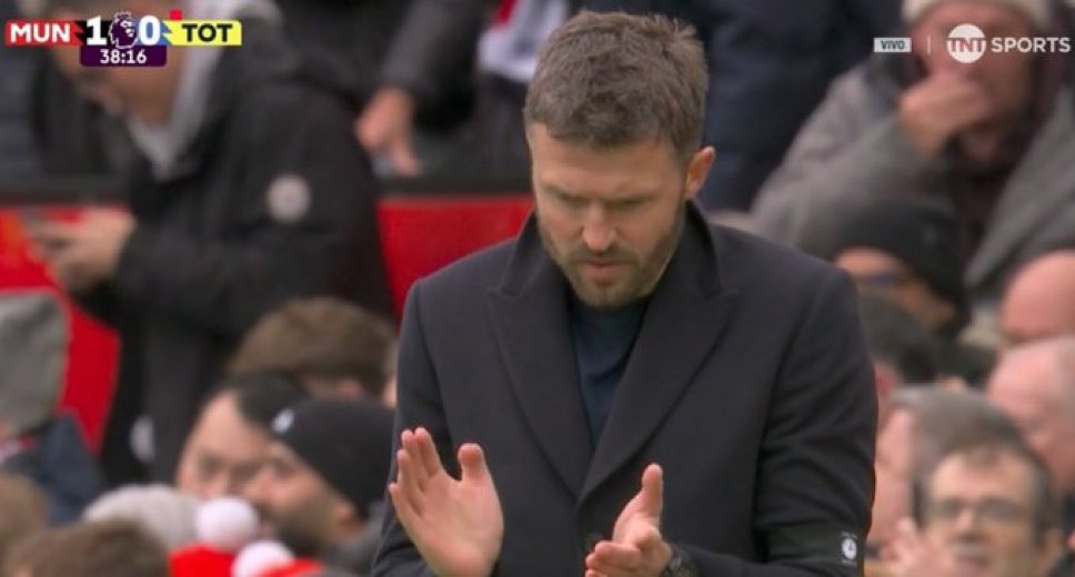 Kenpachi1070's tweet photo. Ce que Michael Carrick est entrain de faire à Manchester United est juste légendaire.

Il mérite de devenir entraîneur. https://t.co/gPne7zTL81