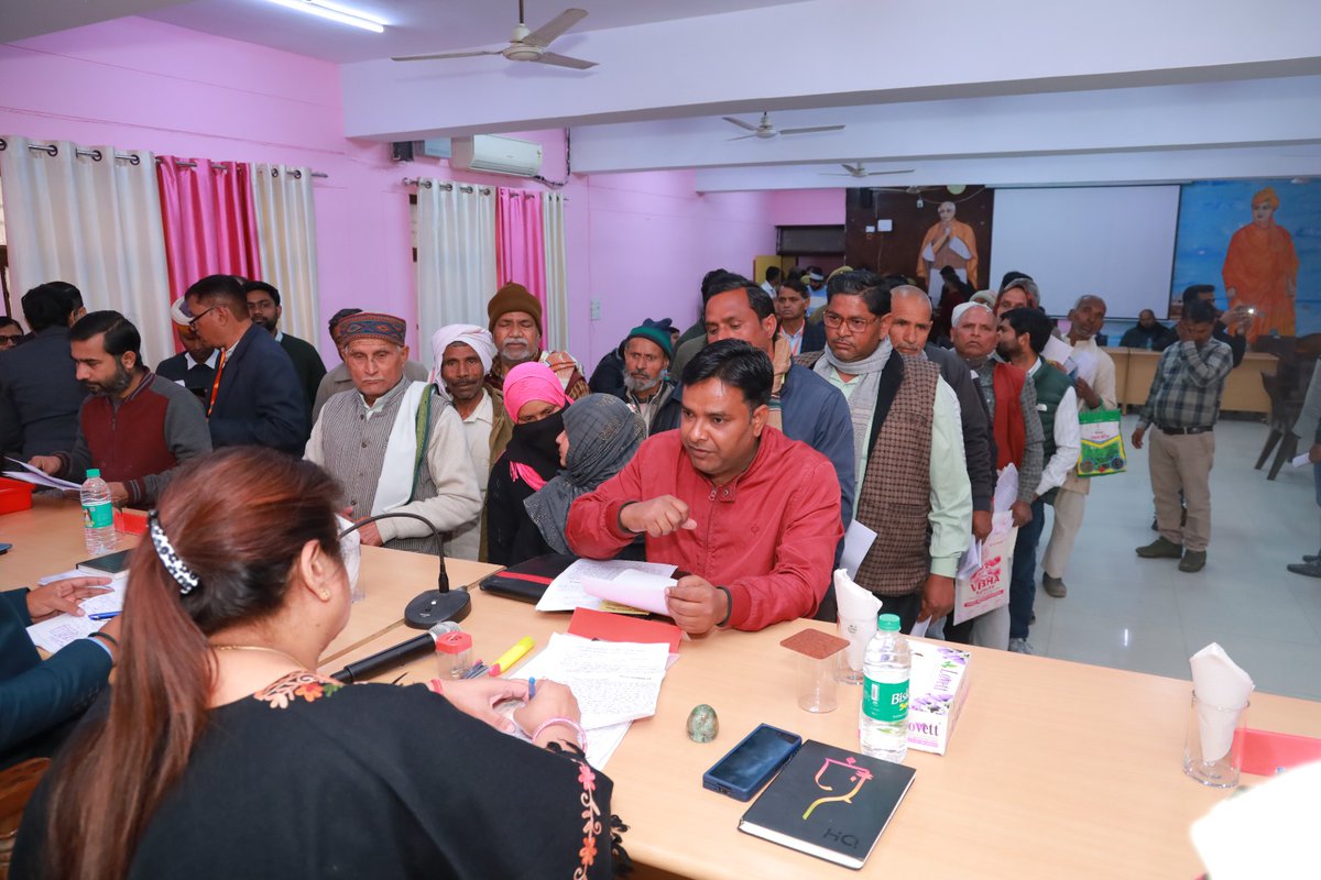 Commissioner Aligarh tweet media