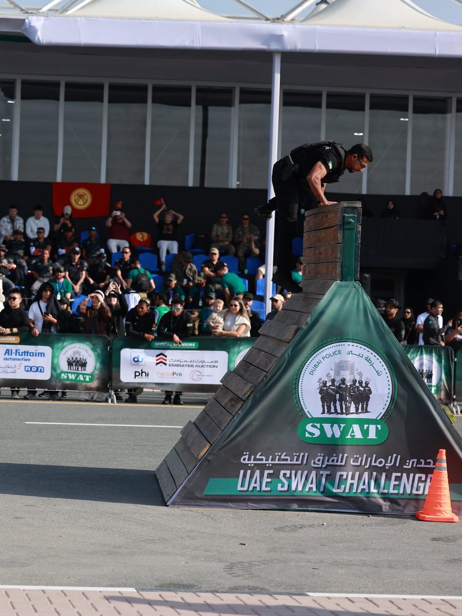 swat_challenge's tweet image. Discipline and precision on full display by the Kuwaiti team. 🇰🇼

#UAESWATChallenge