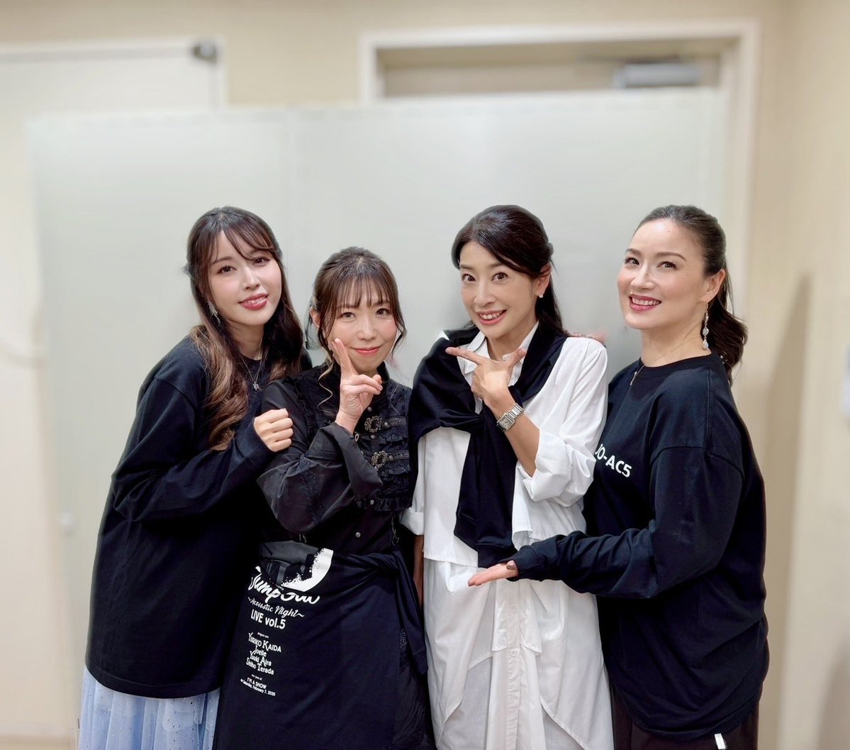 #JUMPOUT  に雪の中、来て頂きありがとうございました　心残りな事もありますがまたお会い出来る事を切に願います　基本、楽しかったんですけどーーー
あっ、YKL#22の大阪公演は1日だけでした　HIGHWAYSTARのホームページを見て下さいね　よろしくです🙇‍♀️