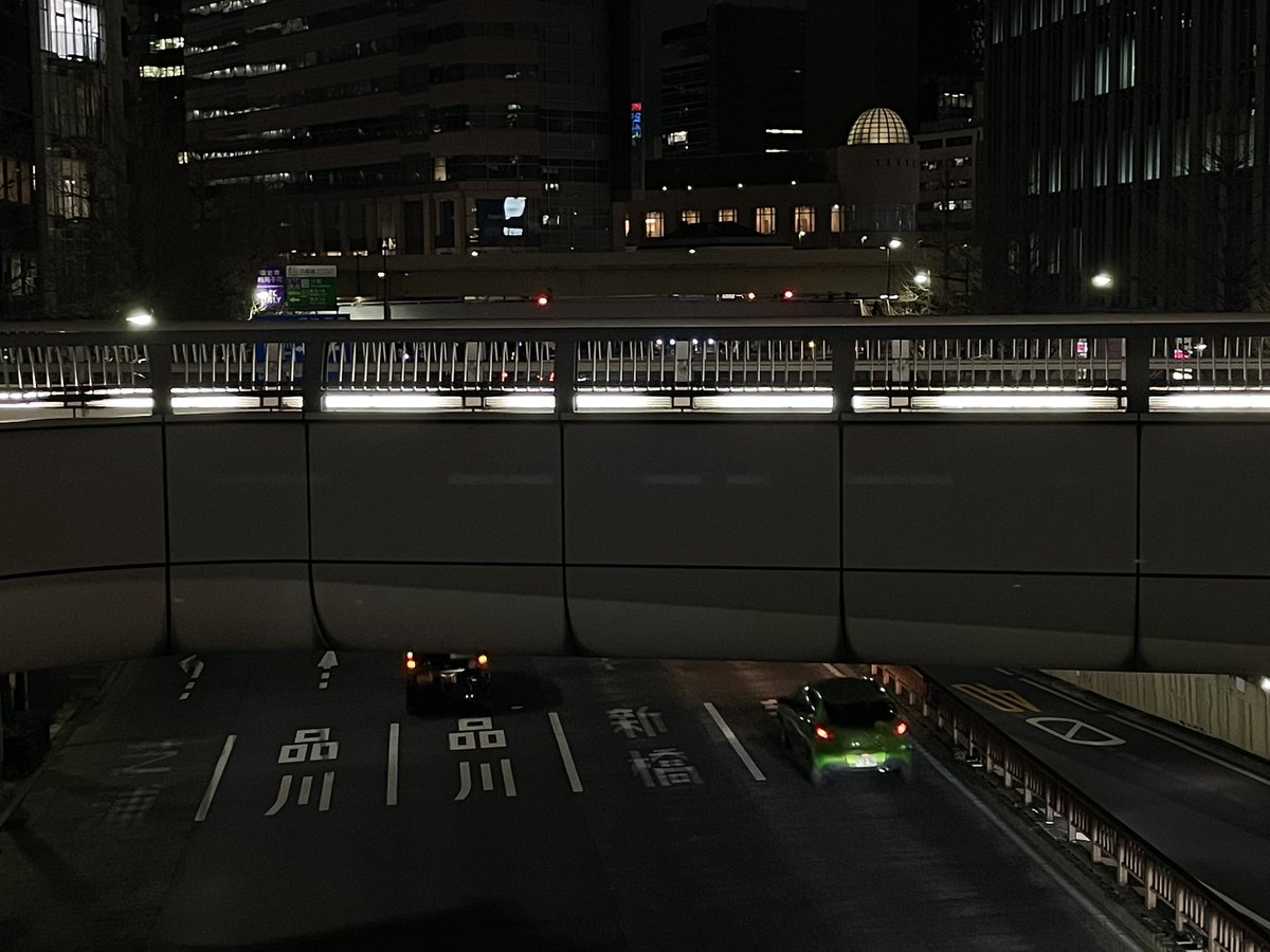 _bell_tree_'s tweet photo. #歩道橋
偶然素敵な曲に出会いました。
MVも素晴らしく、職場から近い事も有り撮影場所を巡ってみました。
フォト① https://t.co/6NfHSzvzJO