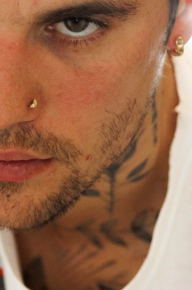 biebsdevotions's tweet image. Ain't nobody more beautiful than justin