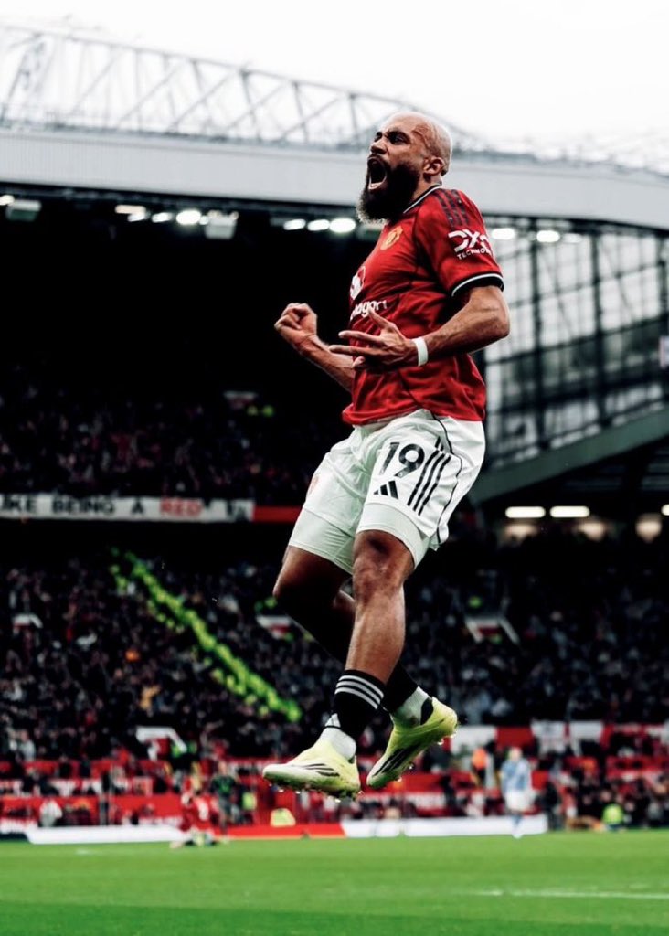 Holy Jay ✨️ tweet media