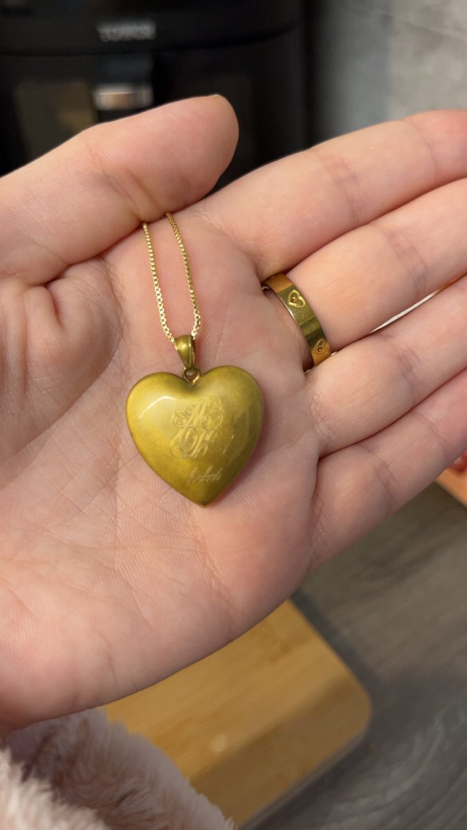 Liviaa’s Locket 𑣿 ₊˚⊹ tweet media
