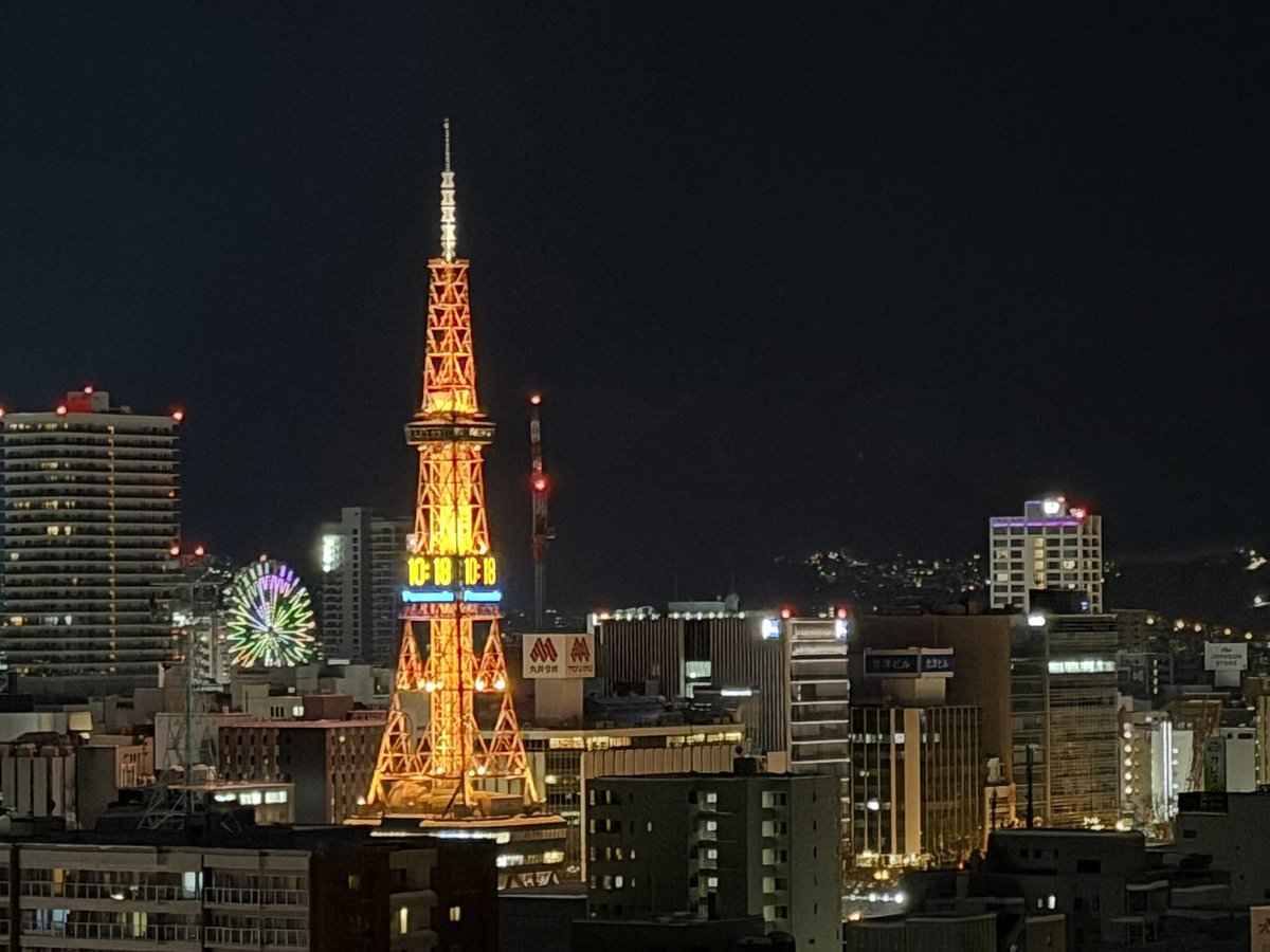 IK200820's tweet photo. 今夜の札幌テレビ塔。やっぱり投光器バージョンが好き🗼 https://t.co/VC9ZkNQFRt