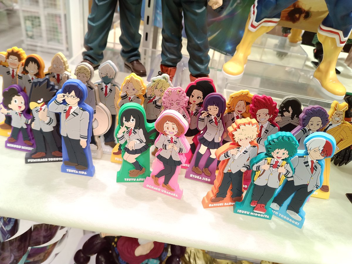 #一番くじ公式ショップ横浜ワールドポーターズ店
入荷情報 
 
✨02月10日(火)発売予定✨
【一番くじ #僕のヒーローアカデミア -紡がれる想い-】
 
サンプル展示中です♪
 
⬇️商品詳細⬇️
1kuji.com/products/myher…
 
⬇️在庫状況⬇️
bandainamco-am.co.jp/chara_shop/ich…
 
#一番くじ公式ショップ
#一番くじ