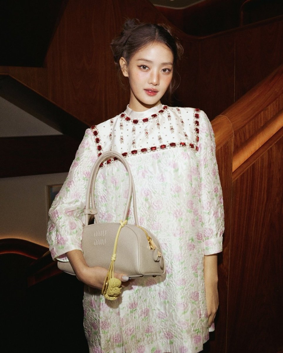 MiMi出品 📷] 260206 #MINNIE at the Miu Miu Landmark Flagship Store opening