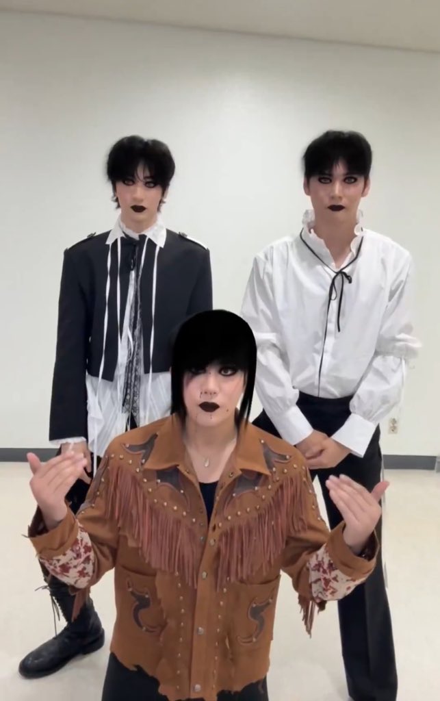 withjongho_'s tweet photo. ateez and riize                            emo band https://t.co/staQVit3XR