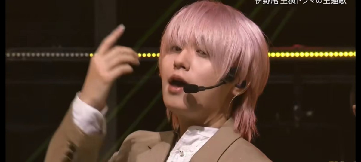 sunobsession's tweet image. 最高すぎました…！！😭✨
「ハニカミ」も「ウィークエンダー」もキラキラで、ずっとドキドキしてました💛
幸せな時間をありがとうございます🥹
#withMUSIC #ハニカミラブミサイル