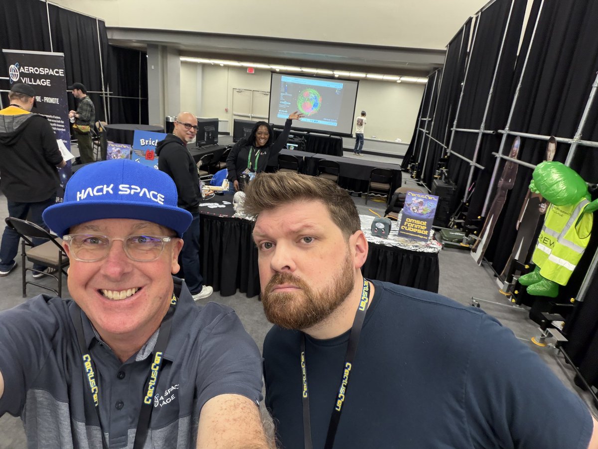 @ʞʎʎʎɥsɐʞnaH tweet media