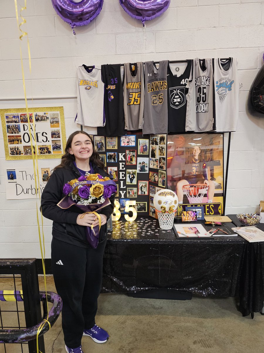 Keely Windsor tweet media