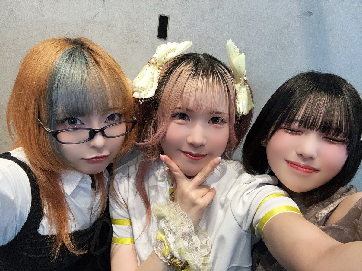 『メガ盛りMAX2026-Trial-0207-』

池袋リヴォイスさんありがとう〜！！寒いのにありがとう気を付けて帰ってね🥲💓
久しぶりベビたん達ととったよーこれから一緒に活動できるのうれちーなーかわちいのでみんな覚えてね！また明日💙💛🤍