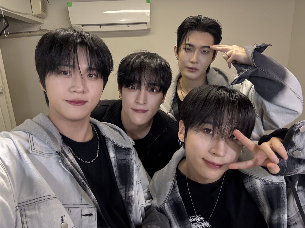 RE_LIVE_HALL_jp's tweet image. 💜 #TEV 🦄
T:EV TOKYO LIVE 2026💫

本日2/7の公演にお越しいただきありがとうございました🎶

次回ライブは… 2/8(日) 20:00~
ラストライブそしてユソンさんの誕生日です！！🎂

🎫予約チケット🎫
⏩ t.pia.jp/pia/event/even…

たくさんのご来場お待ちしております🥰✨

#투에버 #RE_LIVE