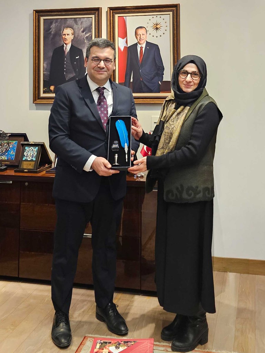 Yönetim Kurulu Üyemiz Dr. <a href="/halimekokce/">Halime Kökce</a> Kanada'da ziyaretlerde bulundu.

T.C. Ottava Büyükelçimiz Can Dizdar ve Toronto Başkonsolosumuz Can Yoldaş'ı ziyaret etti.

<a href="/TC_OttavaBE/">Türkiye in Canada</a> <a href="/TC_TorontoBK/">Türkiye in Toronto</a>