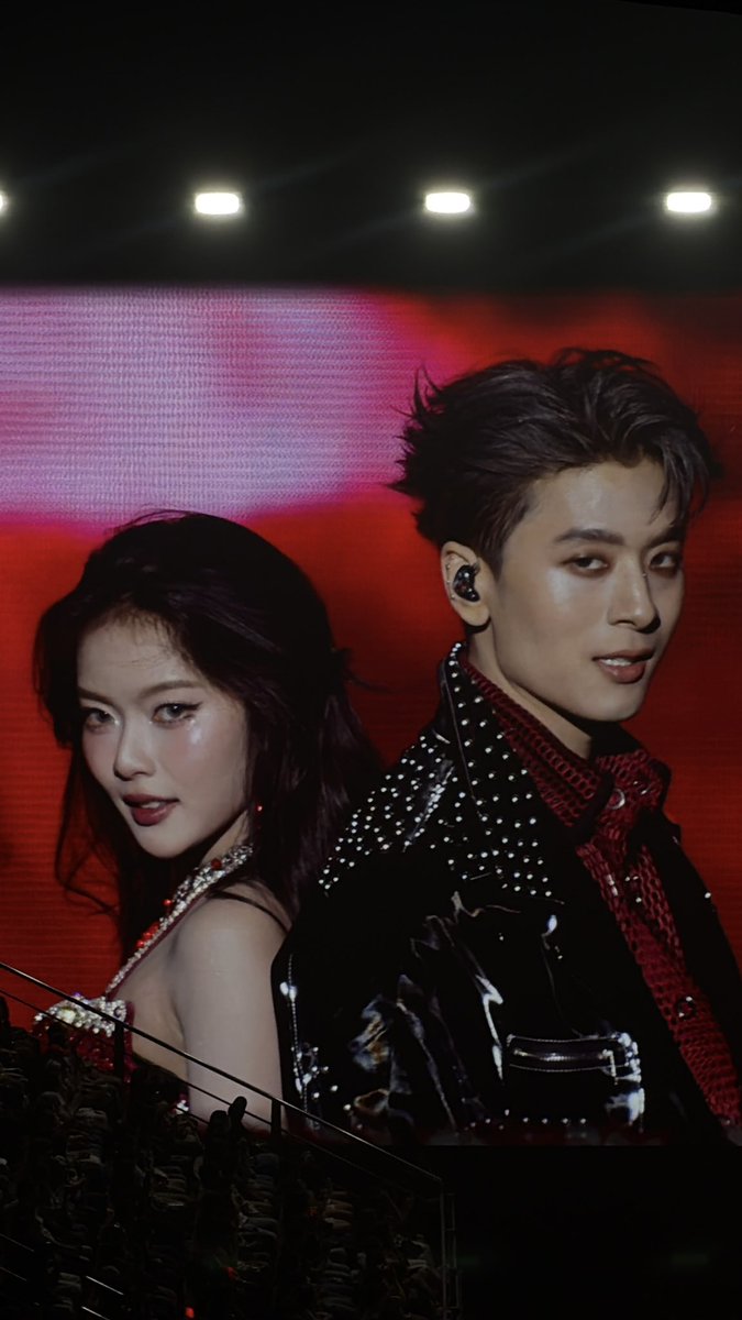 อีเหี้ยยยยยยยยยยยยยยยยยยยยยยยยยยยยยยยยยยยยยยยยยยยยนนย
#PiXXiE_2ndConcert