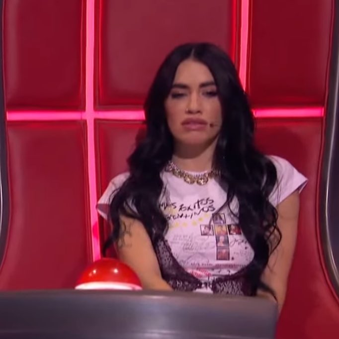 buen dia para todos menos para ese porcentaje del fandom que no está en parana para atender al demonio hoy