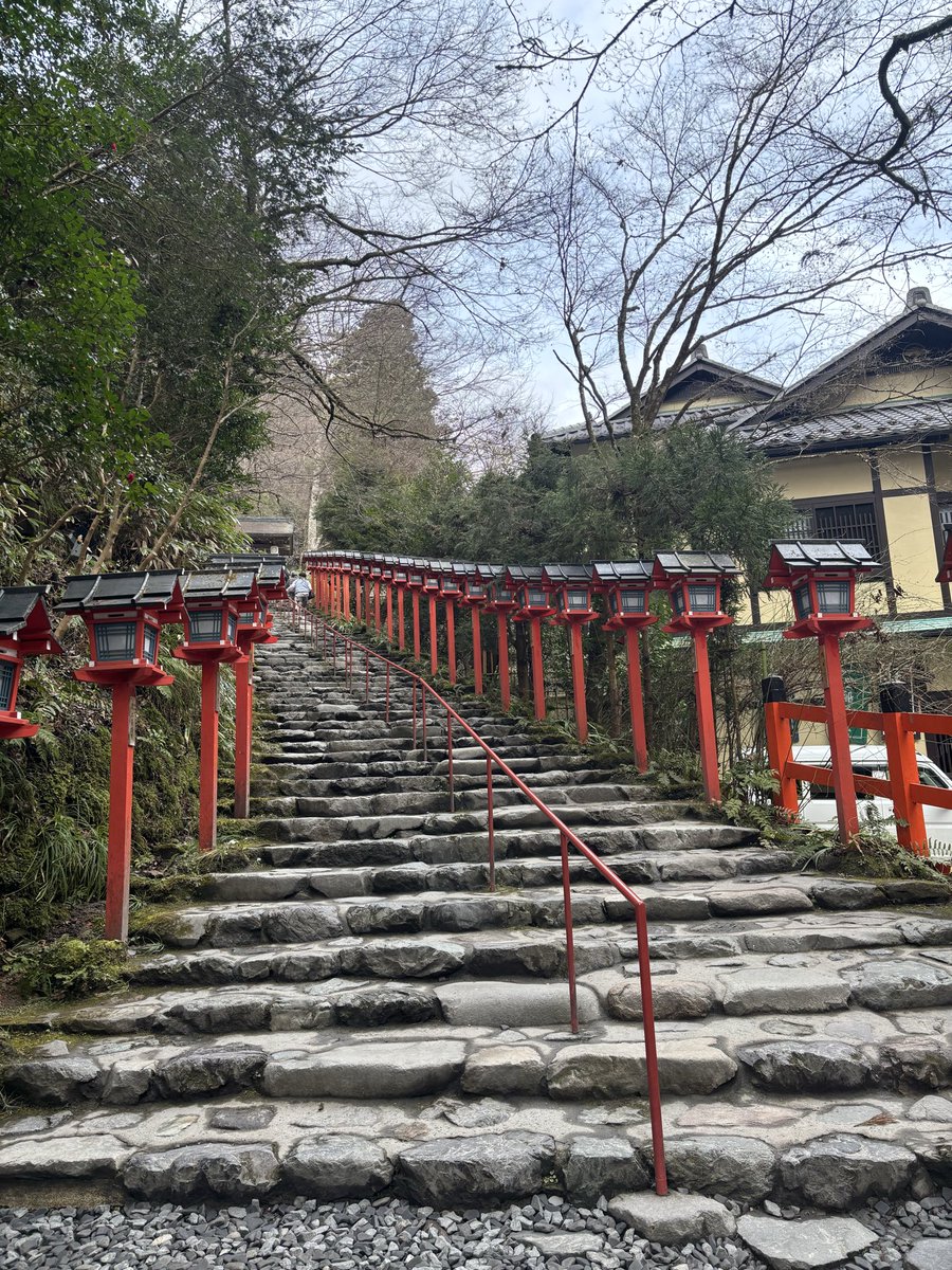 AnyKazumin's tweet photo. ずっと訪れたかった貴船神社に行ってきました〜 https://t.co/UQsnKZ6bmo