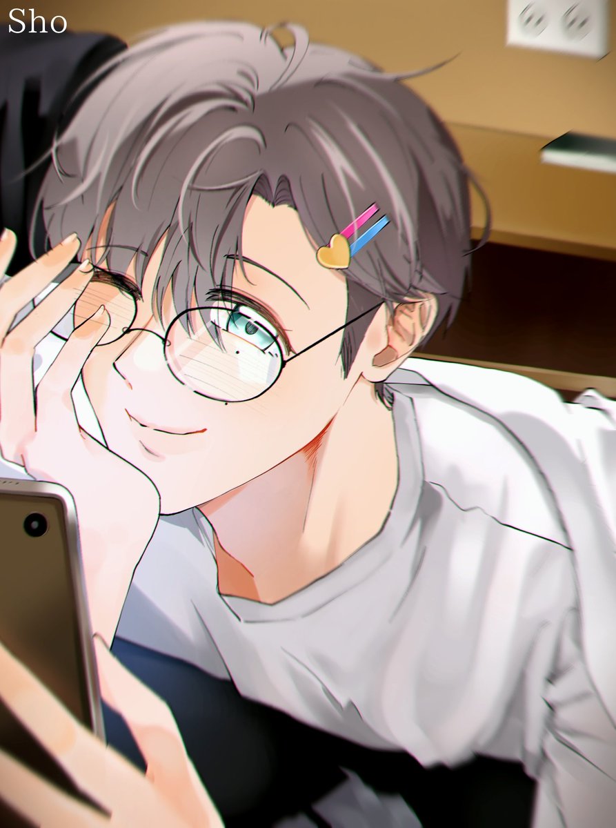 yanveey_'s tweet photo. "Dua tiga kucing berlari malam ni ak nak baca yuri"
📸 by Jati 🧐🧐
#ocsho #artidn https://t.co/o06S8lhc56