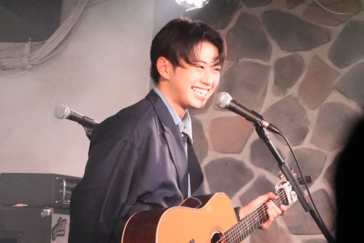 okuzaki_info's tweet photo. 奥崎海斗 one-man live 
「LAYERED HEARTS」
ありがとうございました！

皆さんのおかげで最高のワンマンでした！
すごくあったかかったなぁ💭

これからも進み続ける奥崎海斗と
一緒に歩んでください https://t.co/4VRIBBa9g5