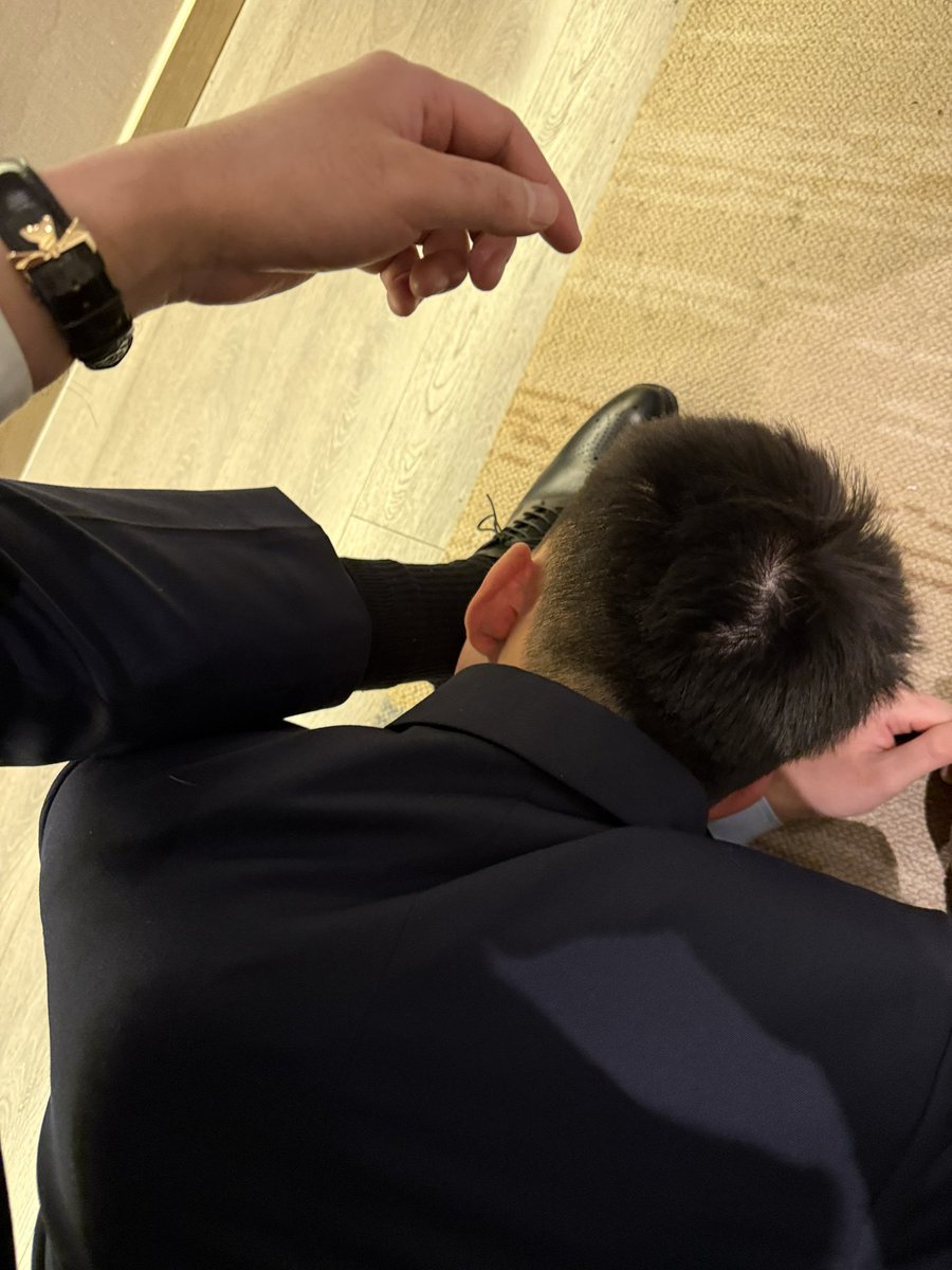 blacks111111's tweet photo. 踩狗jb https://t.co/aprP1I5Vex