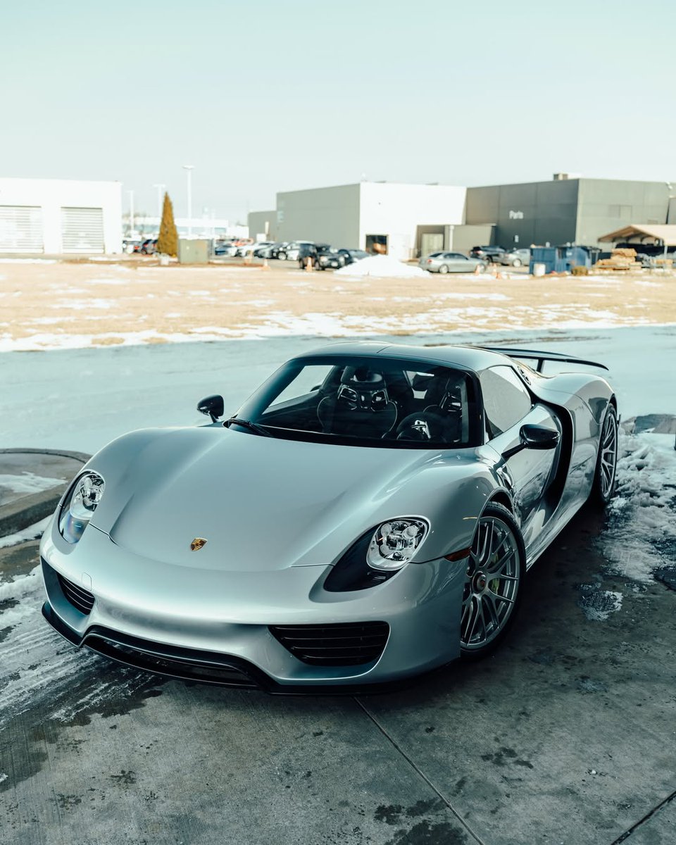 competitionreal's tweet image. Porsche 918 Spyder 🕸️