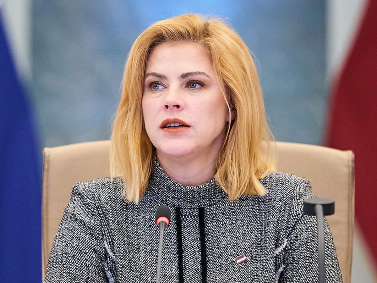 Última Hora

Archivos Epstein
 
La Primera ministra de Letonia, Evika Silina, ordena investigar si la red de Epstein captó menores en su país

Epstein  tenía entre sus colaboradores a uno de los jurados de un concurso de belleza en el país báltico para niñas de hasta 14 años.🎯