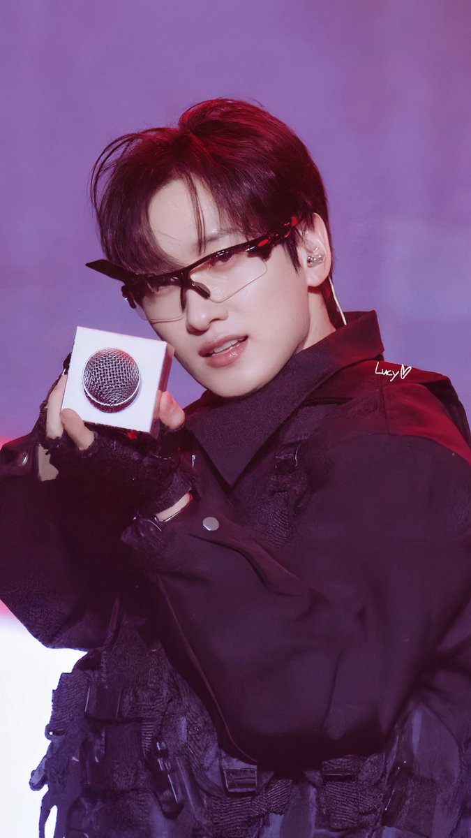 露西西嘻嘻-Lucy tweet media