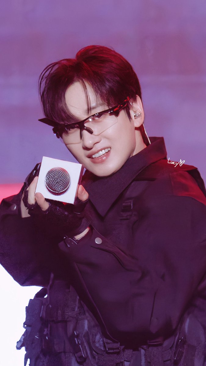 露西西嘻嘻-Lucy tweet media