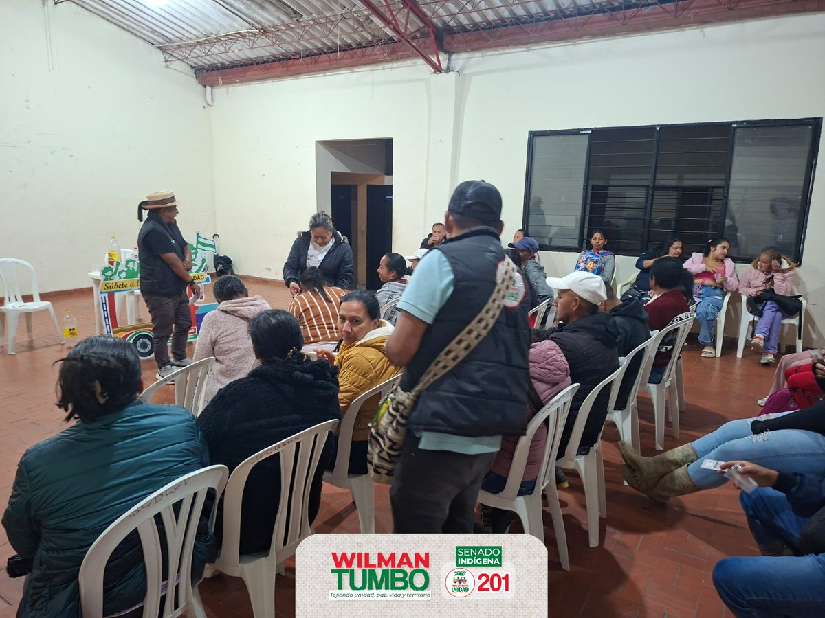 wilmantumbo201's tweet image. En La Gran Victoria – Popayán, compartimos la palabra con el movimiento de arrendatarios Los Comuneros.
🗳️ Tarjetón rosado | 🚌 Chiva | ✏️ 201
#Chiva201 #Popayán #UnidadPopular