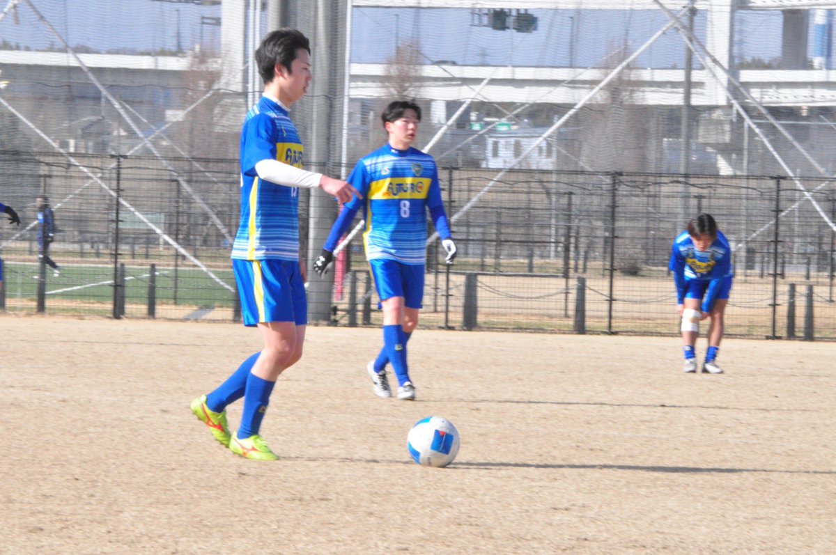 ChiPipi___'s tweet photo. 1/25(sun) 横浜市民大会 準決勝🆚FULNELSON
🏟新横浜公園球技場
6-0

決勝進出✨️😭😭😭2年振りの決勝😭
2年前は行けなかったから立ち会えるのが凄く嬉しい🥲
油断せずプレーできていて、ゴール前のタイミングも良かった試合だった⚽️

対戦して頂いたFULNELSONの皆さんありがとうございました✨️ https://t.co/eHbQOPmZ6O