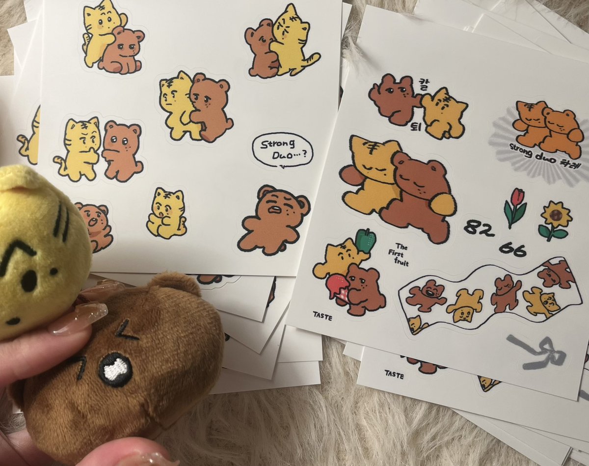 ドリショ4で無料配布できたらいいな🎶と思ってとらくまマクドンシールを作ったけど普通に間に合わなかった&amp;安さに負けて刷りすぎたので、もしご希望の方がいらっしゃれば次の公演のときにでもお渡しできたらな〜と思ってます❗️(次の公演の予定･･･)