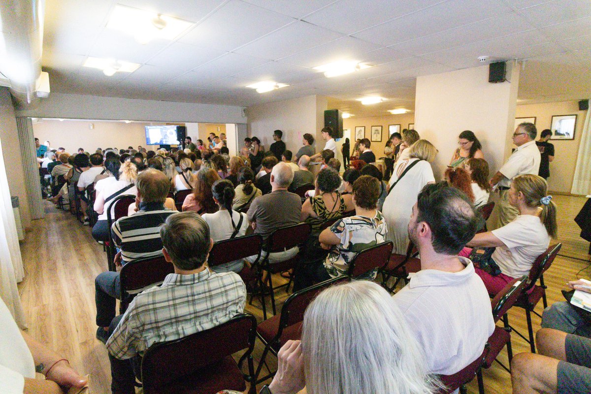 Constitución tiene mucho para decir y estuvimos ahí para escuchar. 💛

Con <a href="/jorgemacri/">Jorge Macri</a> compartimos un encuentro con vecinos de la Comuna 1, que nos acercaron los problemas y propuestas del barrio para poder transformarlos en proyectos concretos a tratar en el recinto este año.