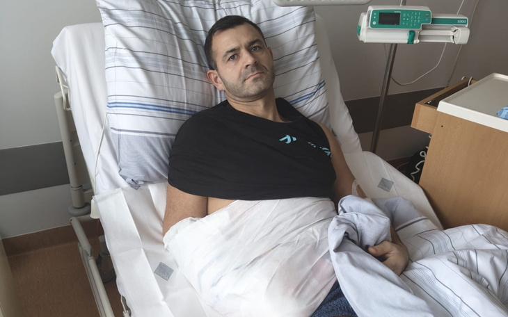 Czasu jest mało, a pomoc potrzebna na już! Chłop/Strażak 👩‍🚒potrzebuje kasy na cito żeby uratować rękę pomagam.pl/daa994