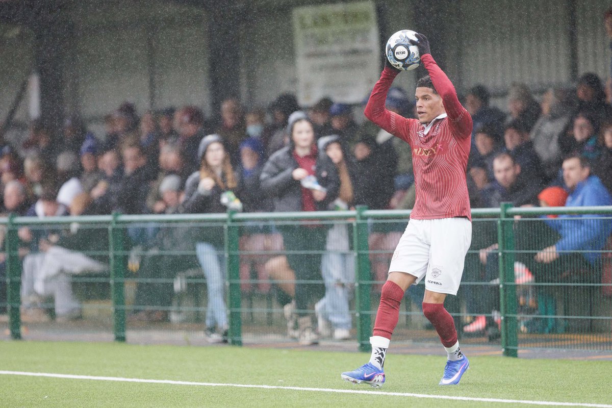 No change in fortune for <a href="/pbtfc/">Potters Bar Town FC</a> today as they entertained <a href="/BTFC/">Billericay Town FC</a> at home. Conceding 5 goals has pretty much sealed their fate. 
FT 0-5

<a href="/NonLeaguePaper/">The Non-League Paper</a> 
<a href="/NonLeagueCrowd/">Non League Crowds</a> 
<a href="/IsthmianLeague/">The Pitching In Isthmian League</a>