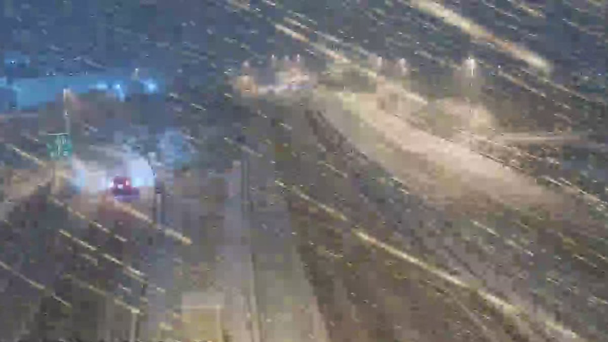 関東平野部の広い範囲で降雪の勢いが強まっています☃️ 鋭意、除雪