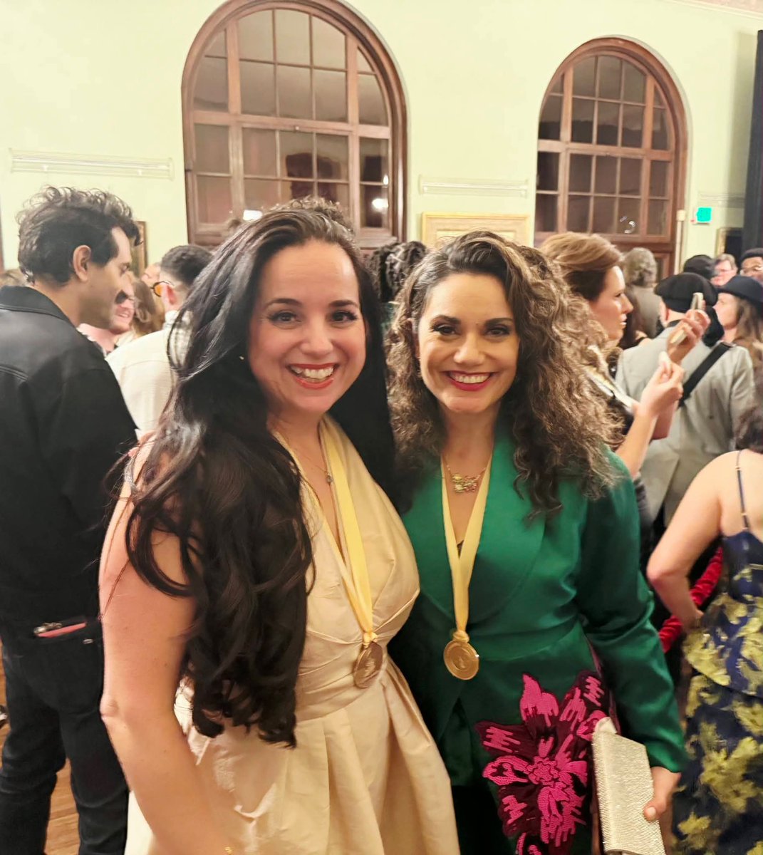 mdcmuse's tweet image. ✨️GRAMMY® WEEK HIGHLIGHTS✨️

With @SongbirdKhalil 25 years later at the Grammy Nominees Reception!! 😍 We both studied music at @uOttawa and were both first-time Grammy nominees the very same year!!! 🤩🎶

GRAMMY® Nominees Reception 
Saturday, January 31, 2026
@ Wilshire…