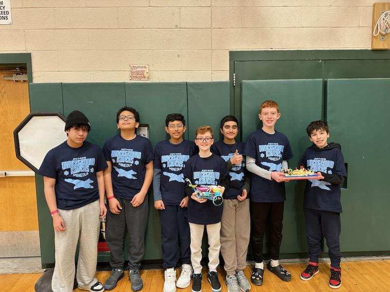 Mineola UFSD tweet media