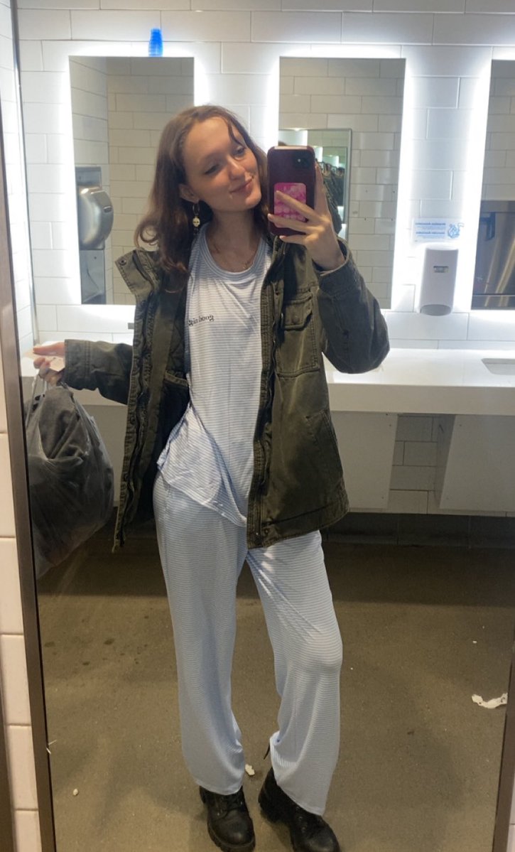 Locked out the house so im going shopping ;)
Send for the things I want