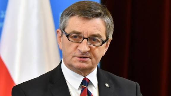 Tomasz3559's tweet image. Afera podkarpacka ma twarz PiS. Czas, żeby służby zajęły się jaką dokładnie rolę odgrywali posłowie i członkowie tej partii.