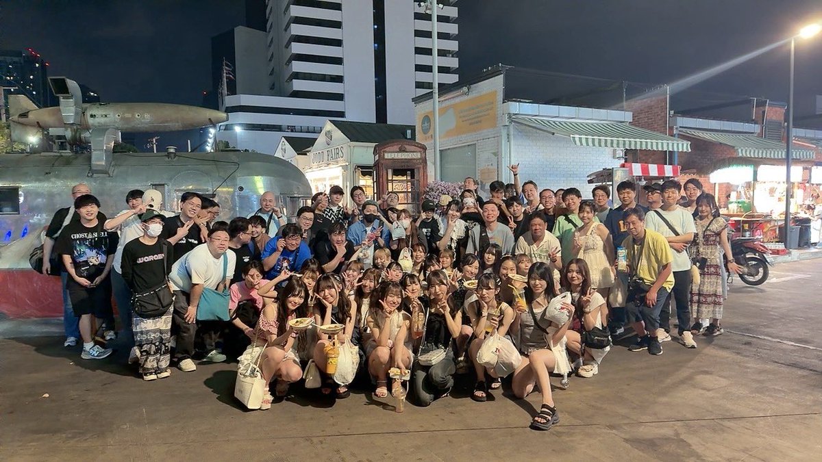 I_GET_official's tweet photo. READY TO KISS💋SAY-LA💎
HOT DOG CAT🐱
牧野広実🏄♀️咲山しほ🐹
合同ナイトマーケット
オフ会
IN Thailand
ありがとうございました🌙
明日も楽しみましょう( *❛ᴗ❛* )🇹🇭
#iget #JETH #JapanExpoThailand2026 https://t.co/d9h8eqcoQF