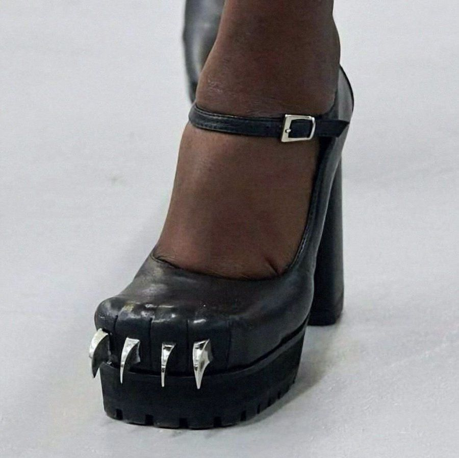 𝖈𝖍𝖆𝖇𝖆𝖟𝖎𝖙𝖊 (@raisinchoirgirl) on Twitter photo 