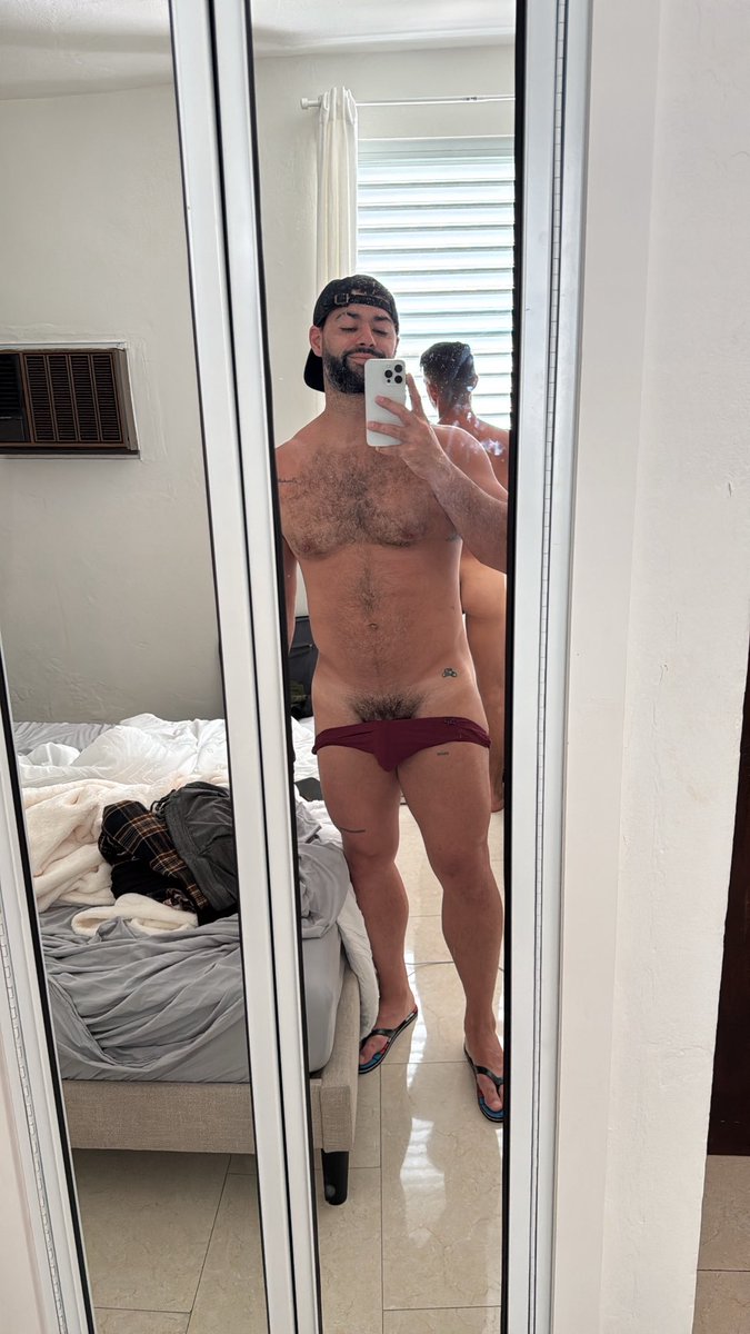Gianyybbyy1's tweet photo. 👀😜 https://t.co/8pOeUO0GHV
