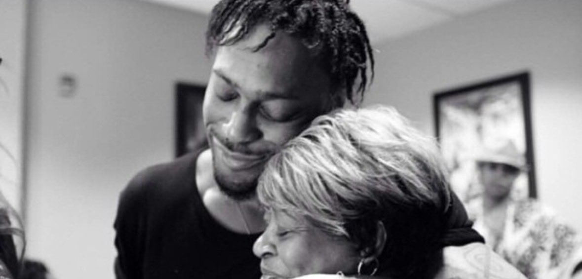 dj short tweet media