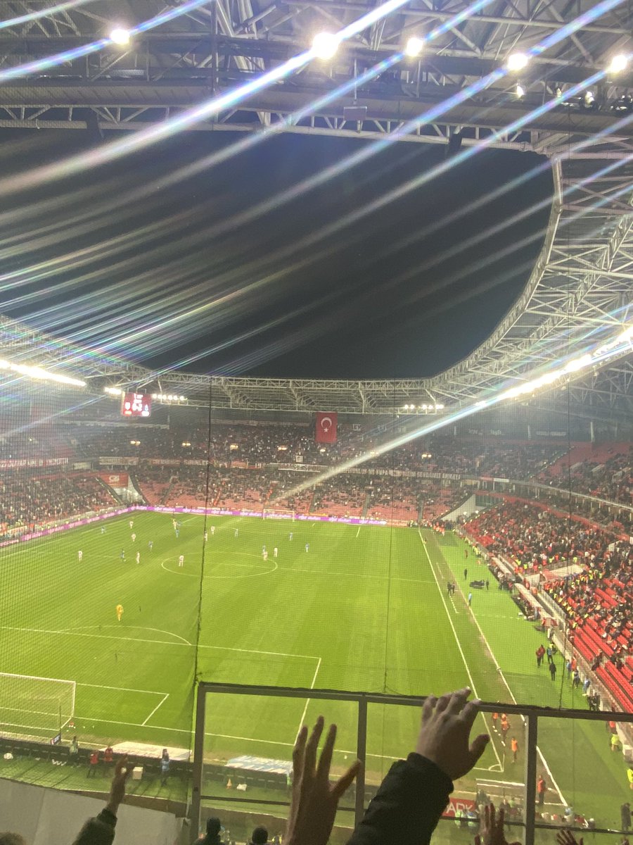 Bu alemin tek kralı BABA TRABZON