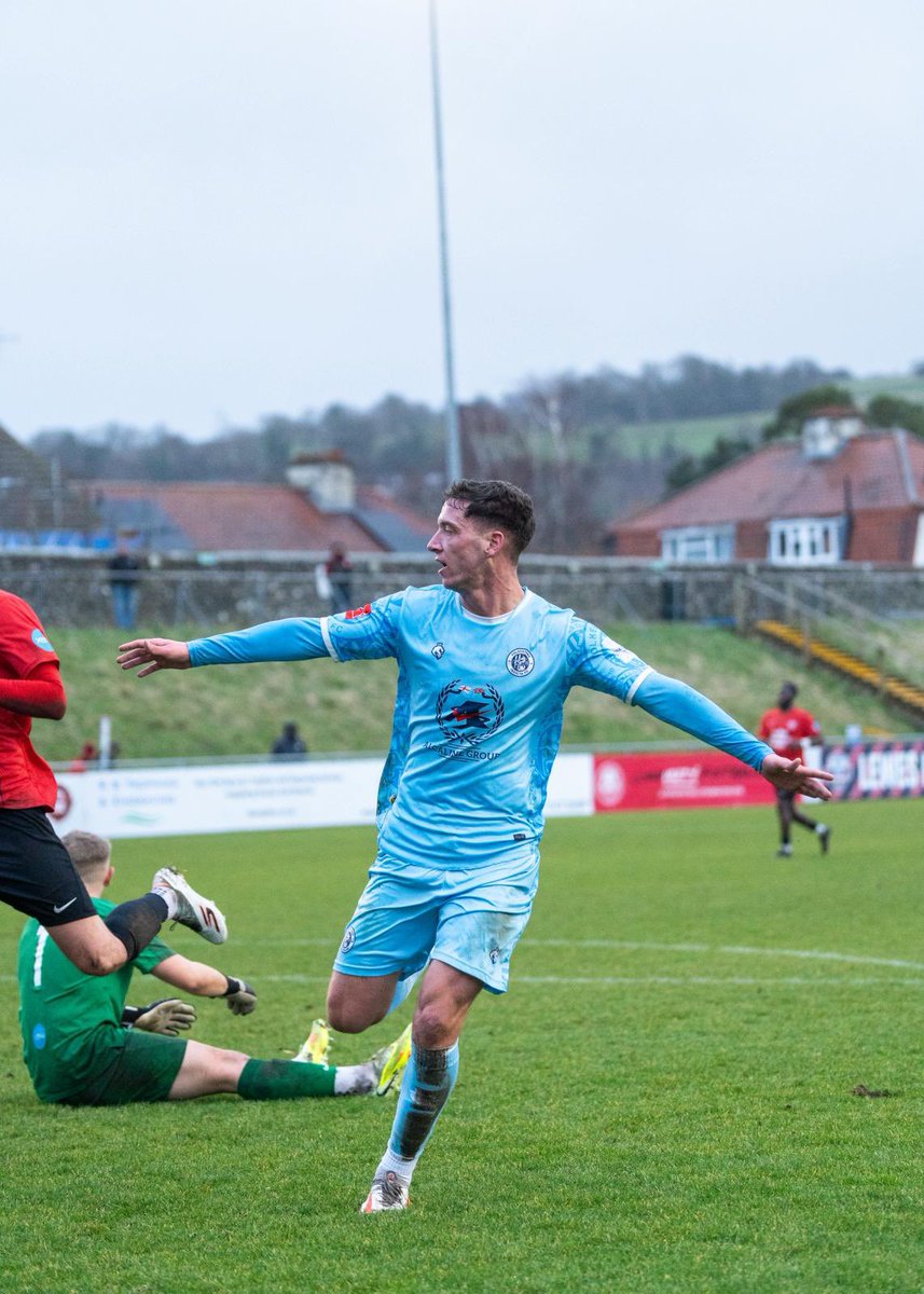 Folkestone Invicta tweet media