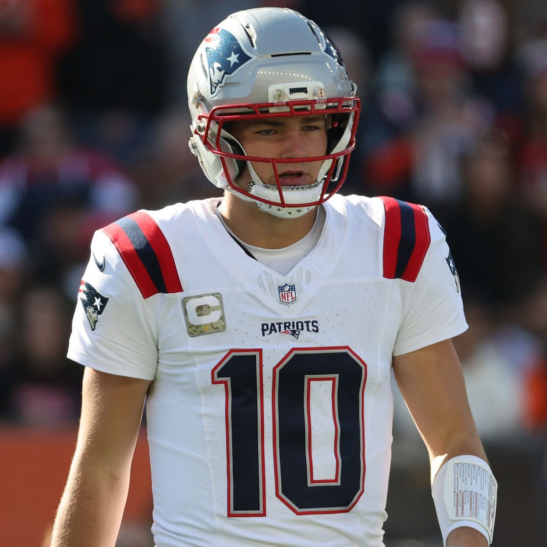 #Patriots QB Drake Maye has been quietly donating scholarships to Folds of Honor, a charity that helps the spouses and children of fallen or disabled military personnel and first responders. Maye has donated 7 scholarships a year during his time in the league: 6 for each of the