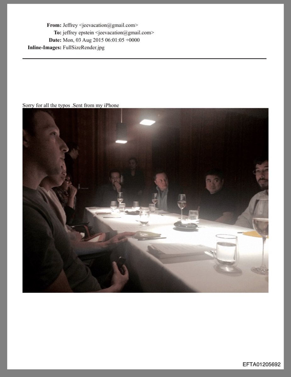 SilentlySirs's tweet photo. BREAKING:

🇺🇸 Jeffrey Epstein took a photo of the dinner he attended in 2015 which includes Elon Musk, Peter Thiel, Mark Zuckerberg, Reid Hoffman and others. https://t.co/OfOy1B6dJm