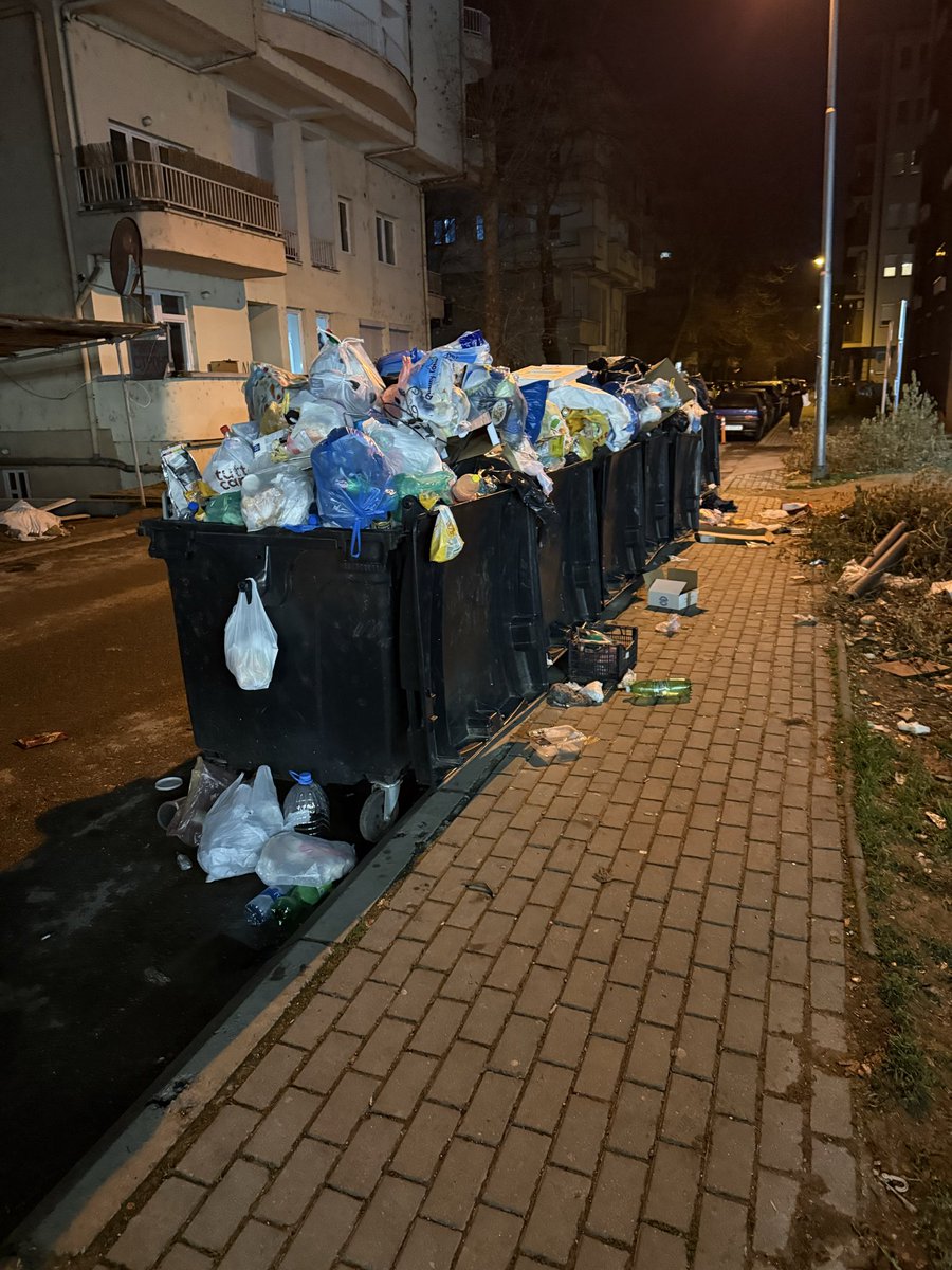 Мичурин, <a href="/OpstinaAerodrom/">Општина Аеродром</a>, 2026 господова. А како само Орцe леташе дронови, ПРи, чистота <a href="/CityofSkopje/">Град Скопје</a>